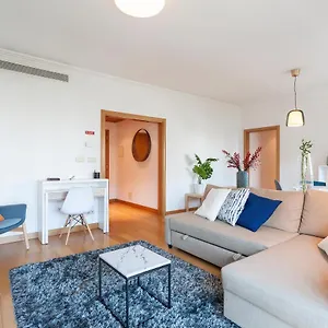 Orient - Modern, Spacious And Sunny! By The River! Apartamento